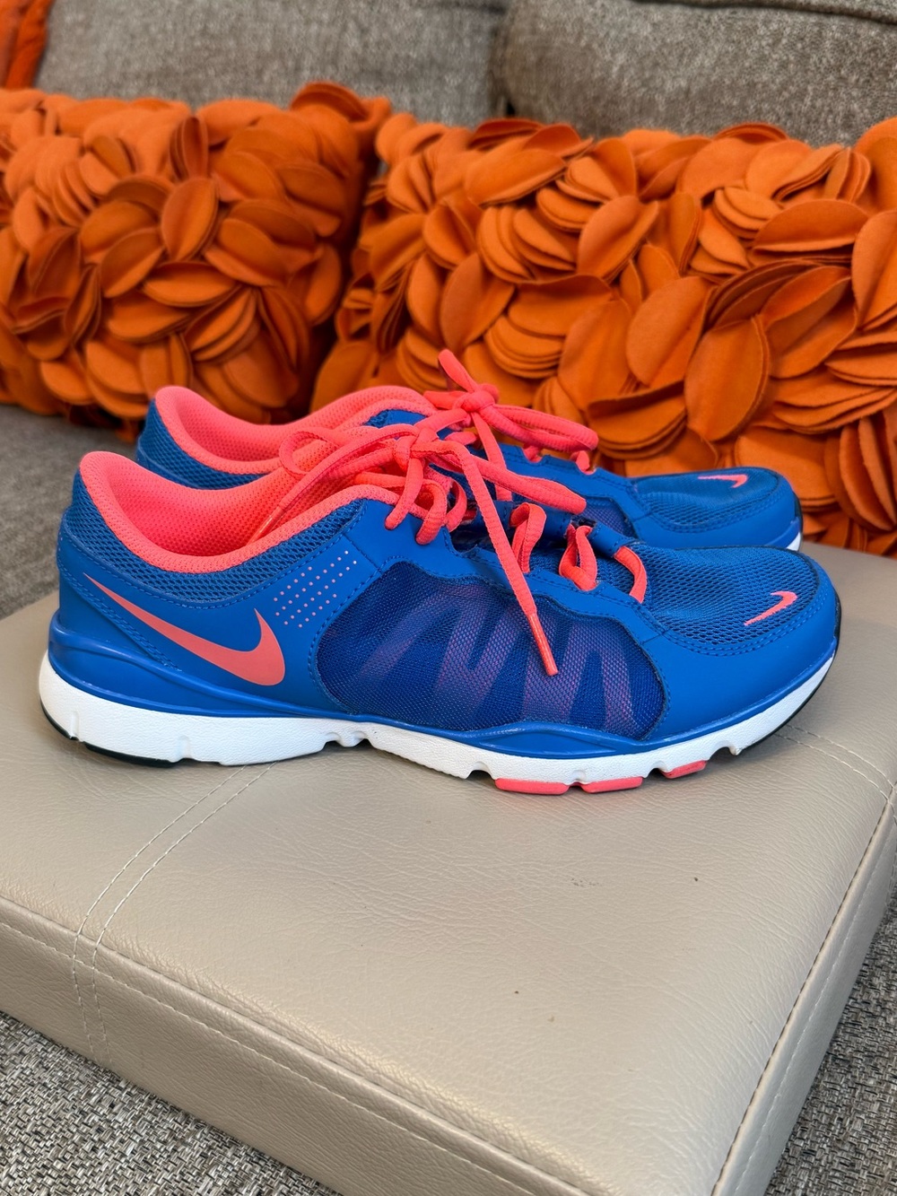 Nike Flex Trainer 2 in Soar/Hot Punch 511332 400 Women’s Athletic Sneakers